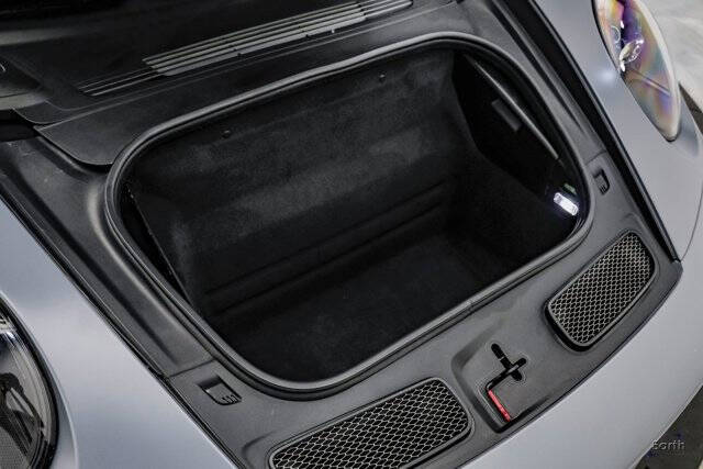 2023 Porsche 911