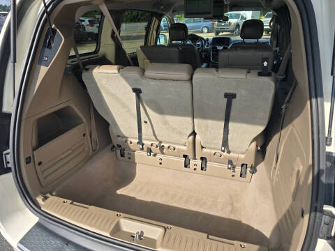 2011 Chrysler Town and Country Touring-L