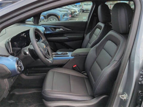 2026 Chevrolet Equinox EV LT 2