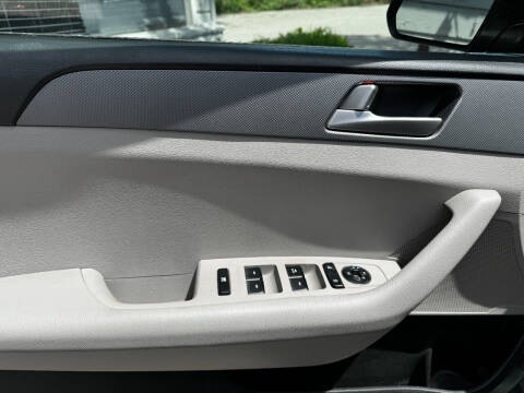 2017 Hyundai Sonata SE