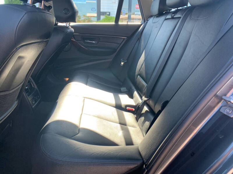 2015 BMW 3 Series 328i xDrive