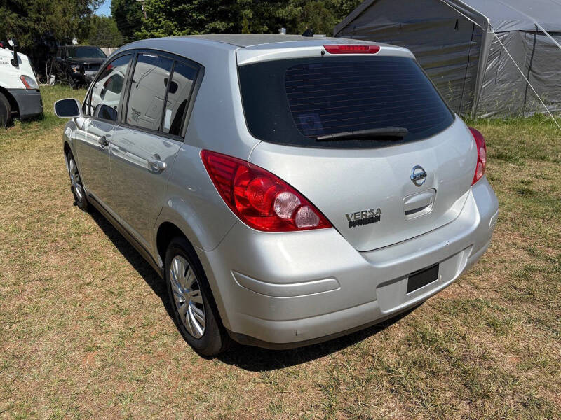 2012 Nissan Versa 1.8 S