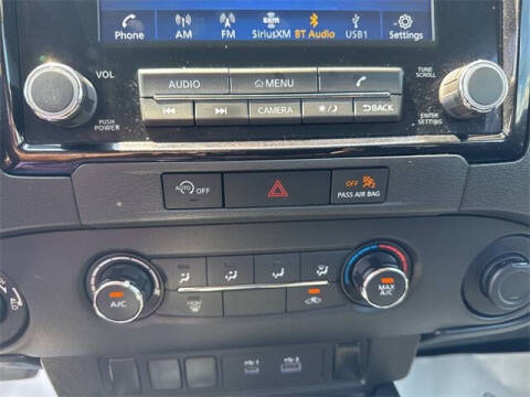 2023 Nissan Frontier SV