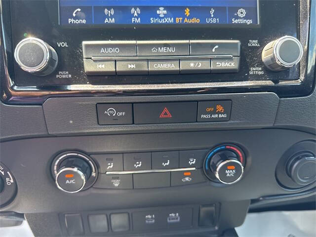 2023 Nissan Frontier SV