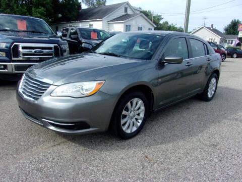 2013 Chrysler 200 for sale at Jenison Auto Sales in Jenison MI