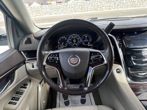 2015 Cadillac Escalade Luxury