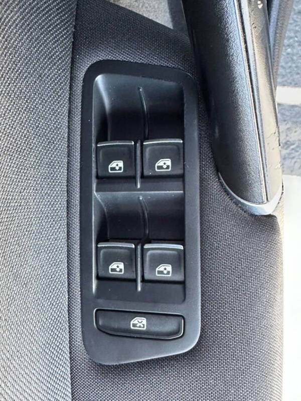 2017 Volkswagen Golf GTI S