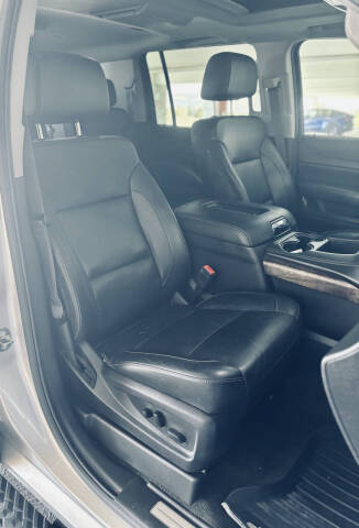 2017 Chevrolet Suburban LT