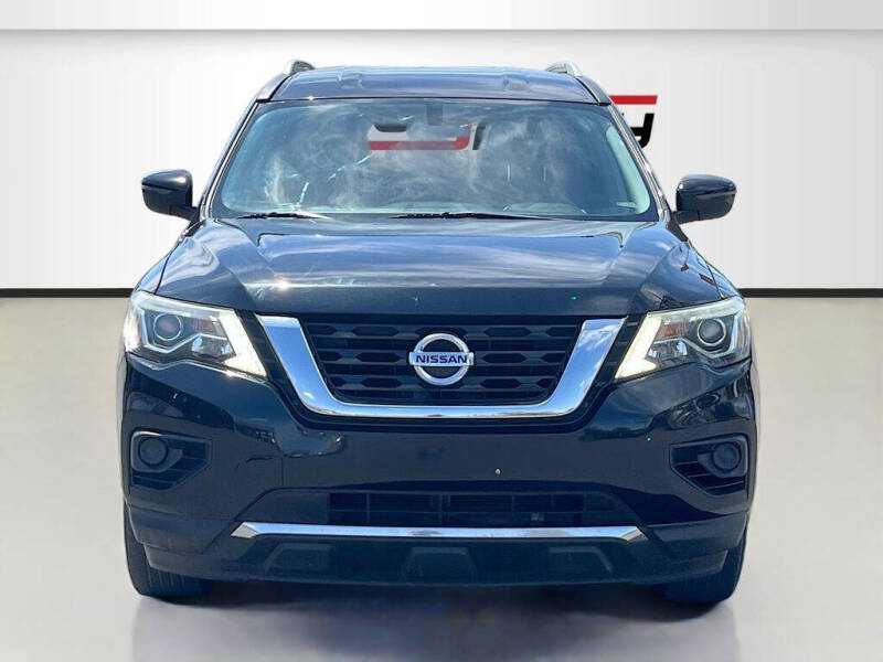 2020 Nissan Pathfinder S