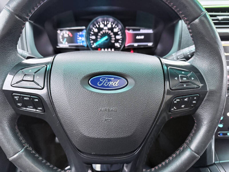 2016 Ford Explorer Sport