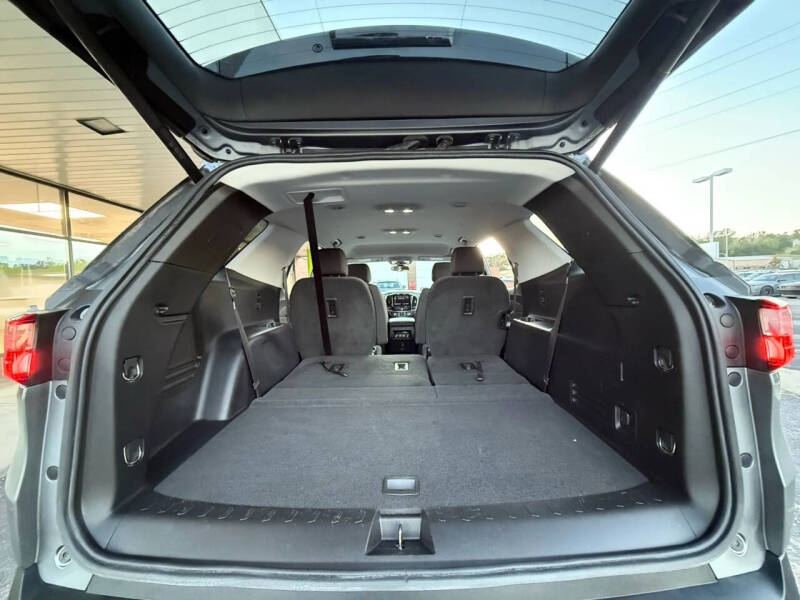 2020 Chevrolet Traverse LT Cloth