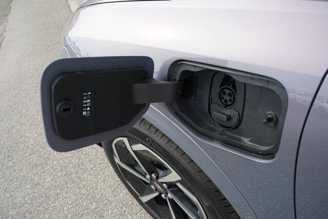 2025 Chevrolet Equinox EV LT 2