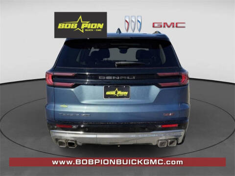 2025 GMC Acadia Denali