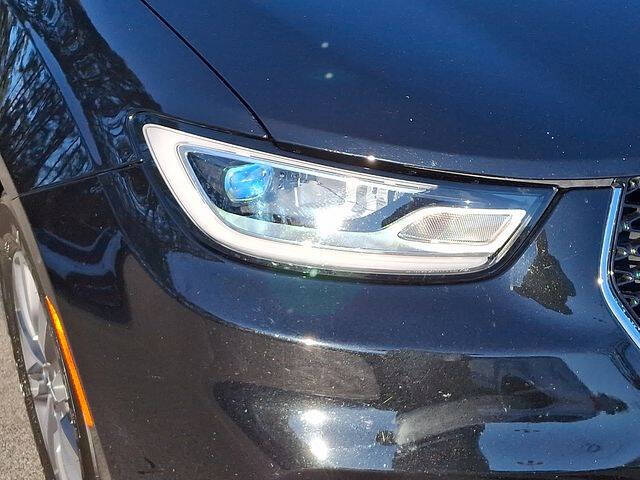 2024 Chrysler Pacifica Plug-In Hybrid Select