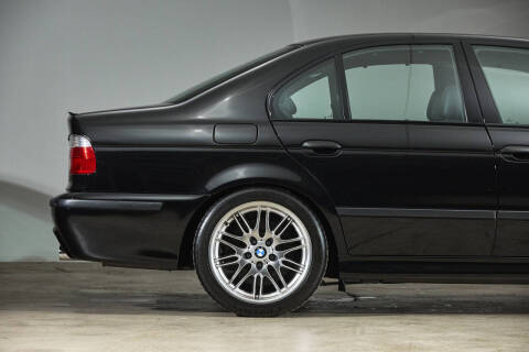 2003 BMW M5