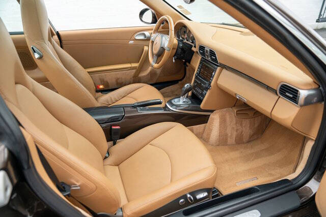 2009 Porsche 911 31
