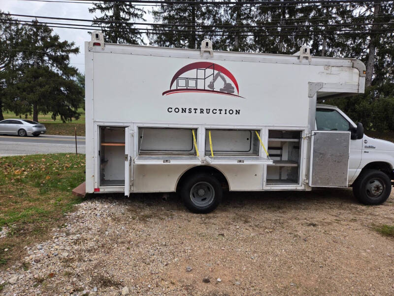 2015 Ford E-Series E-350 SD