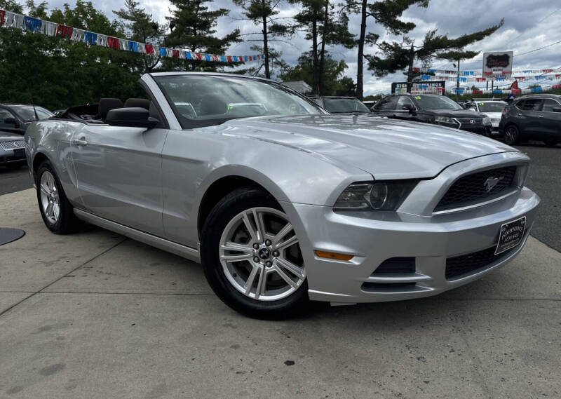2013 Ford Mustang V6