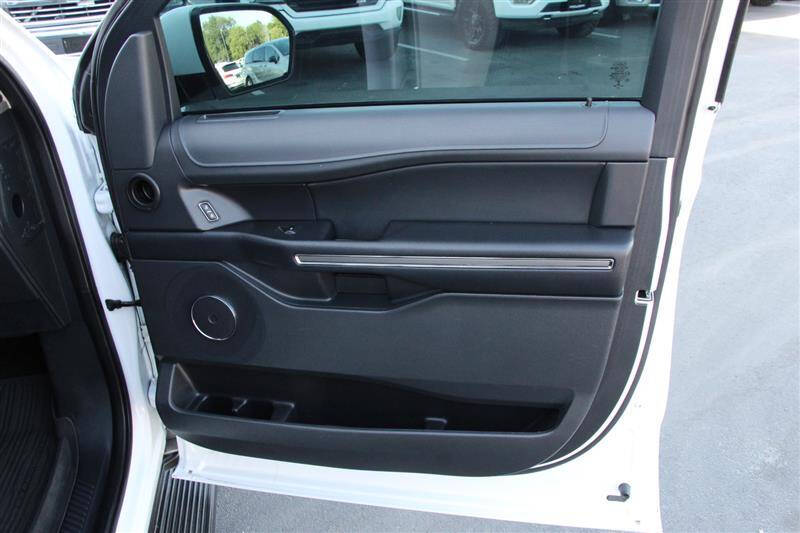 2023 Ford Expedition MAX XLT