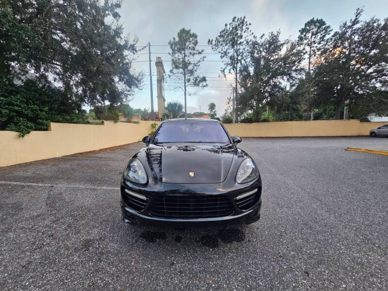 2013 Porsche Cayenne GTS