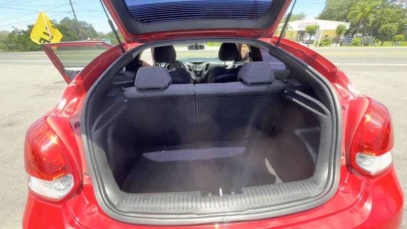 2017 Hyundai Veloster Value Edition