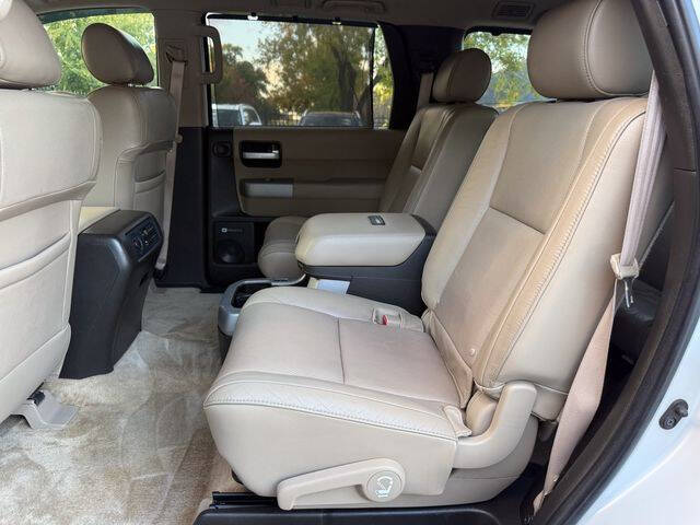 2008 Toyota Sequoia Platinum