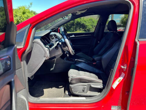 2017 Volkswagen Golf GTI SE