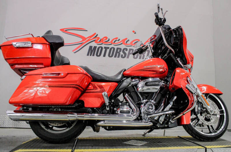 2017 Harley-Davidson Street Glide Special