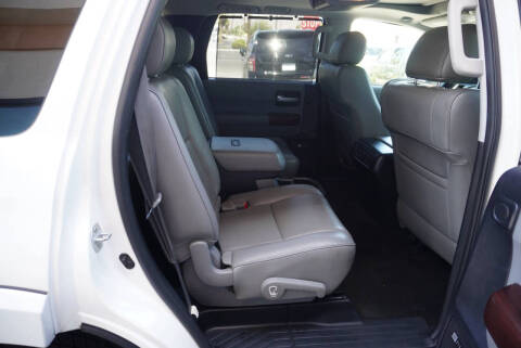 2014 Toyota Sequoia Platinum