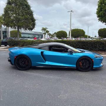 2022 McLaren GT