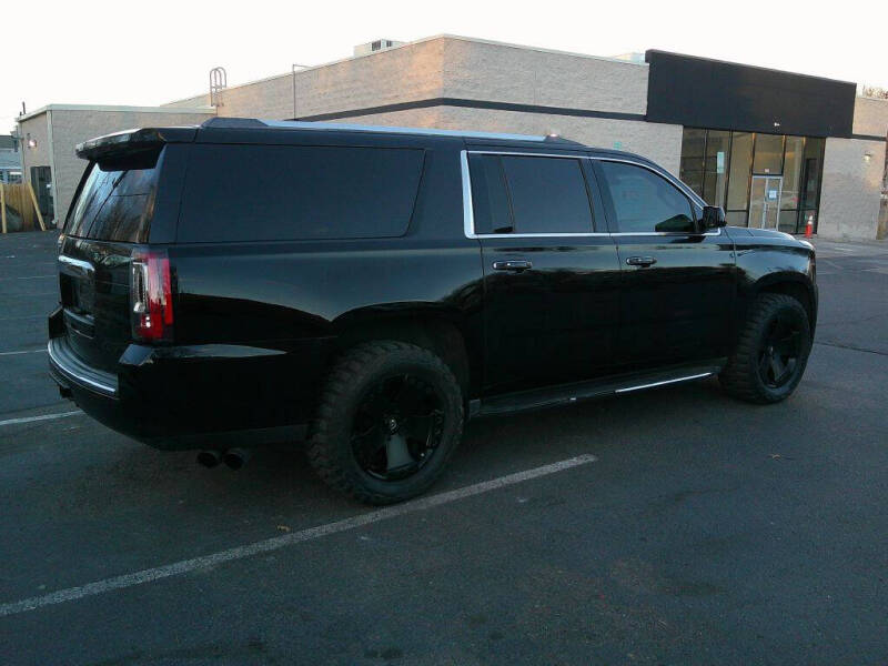 2017 GMC Yukon XL Denali