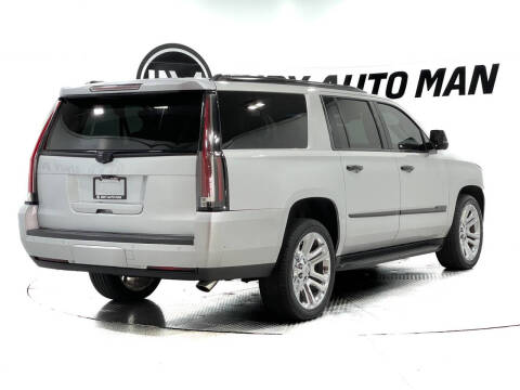 2017 Cadillac Escalade ESV Luxury