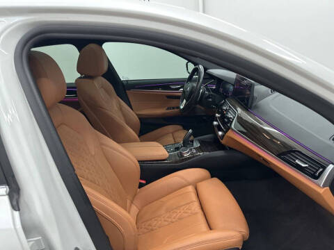 2021 BMW 5 Series 540i