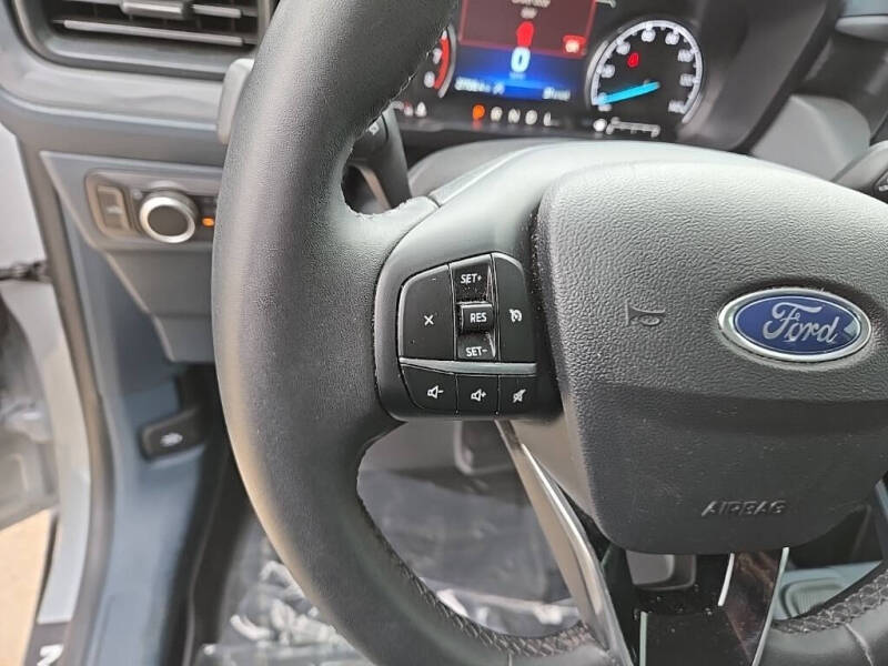 2023 Ford Maverick Lariat