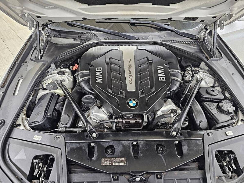 2013 BMW 5 Series 550i