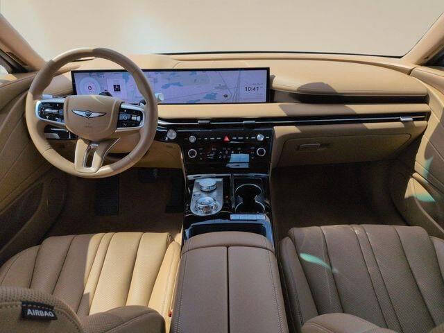 2025 Genesis G80 2.5T