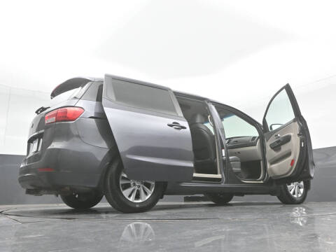 2017 Kia Sedona LX