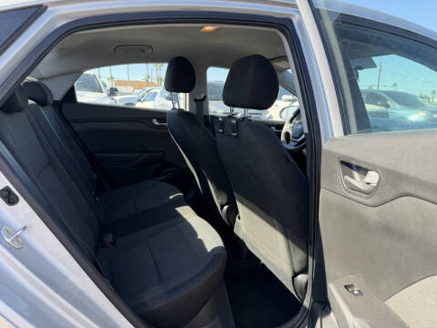 2020 Hyundai Accent SE