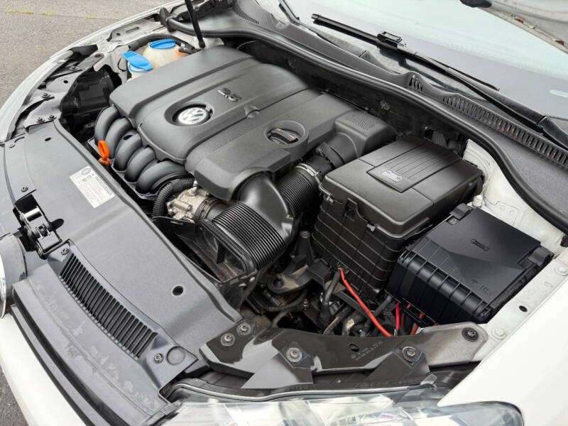 2011 Volkswagen Jetta SportWagen S PZEV
