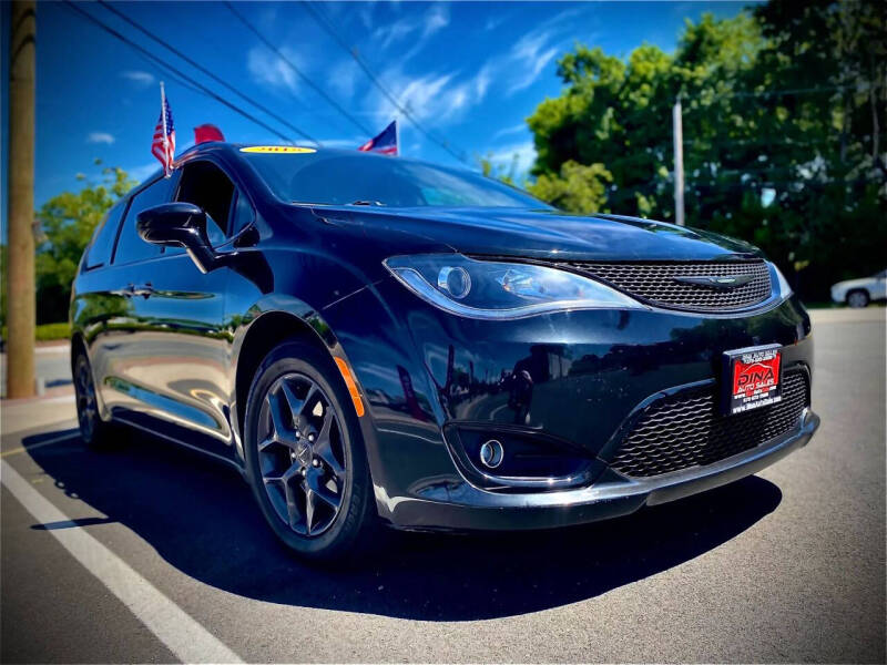 2018 Chrysler Pacifica Touring L