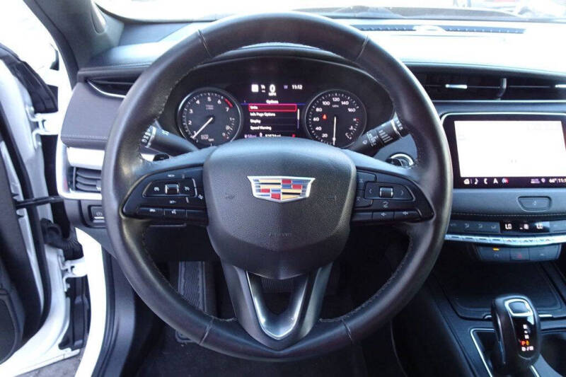 2019 Cadillac XT4 Premium Luxury