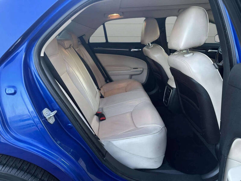 2018 Chrysler 300 Limited