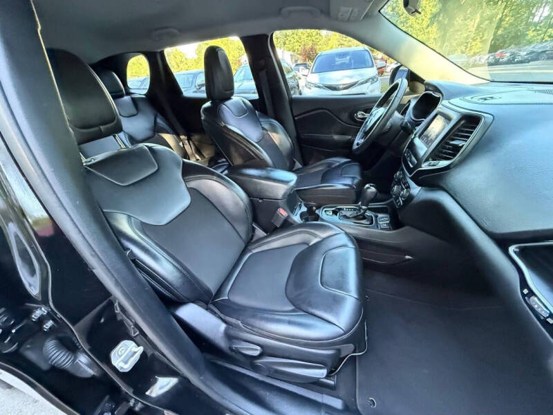 2020 Jeep Cherokee Altitude