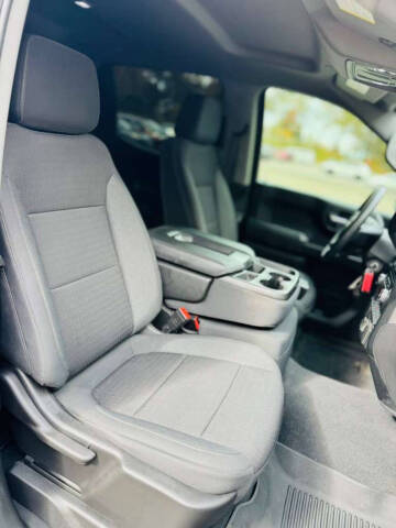 2022 Chevrolet Silverado 1500 Limited Custom