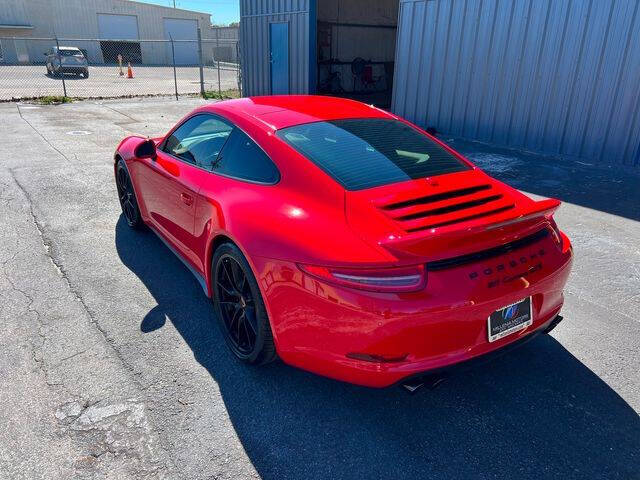 2015 Porsche 911 Carrera GTS
