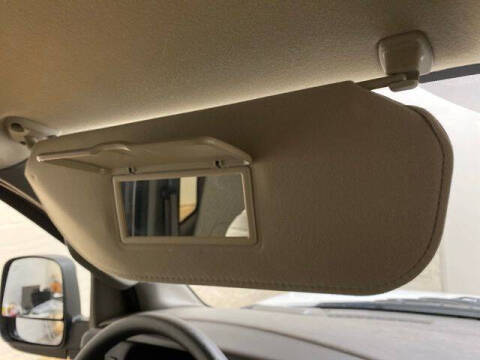 2025 Chevrolet Express LT 3500