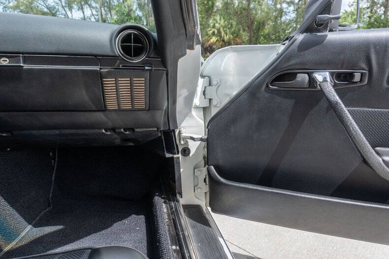 1977 Mercedes-Benz 450-Class