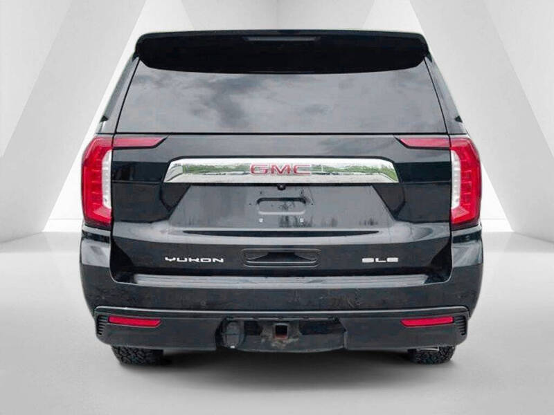 2021 GMC Yukon SLE