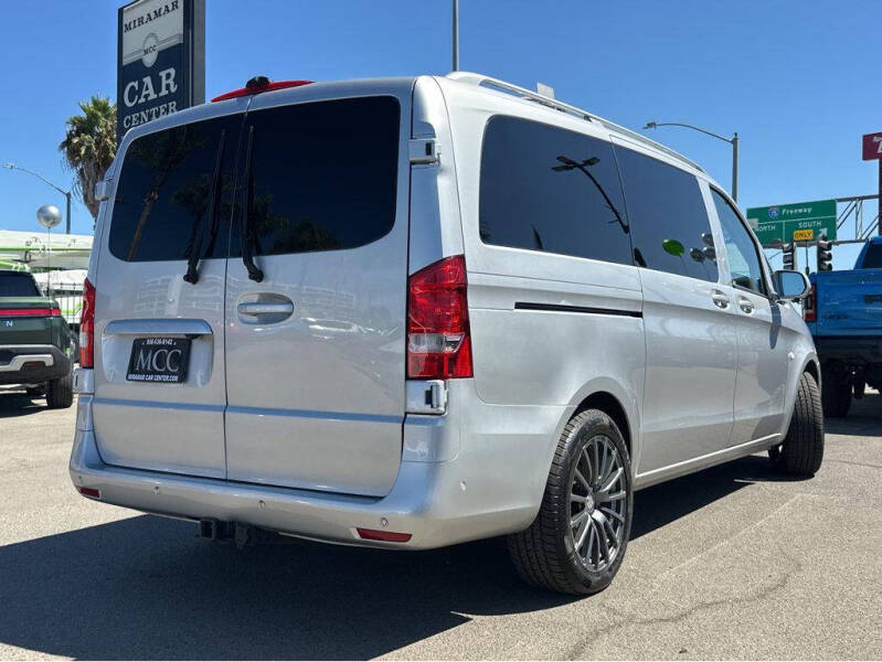2016 Mercedes-Benz Metris Passenger
