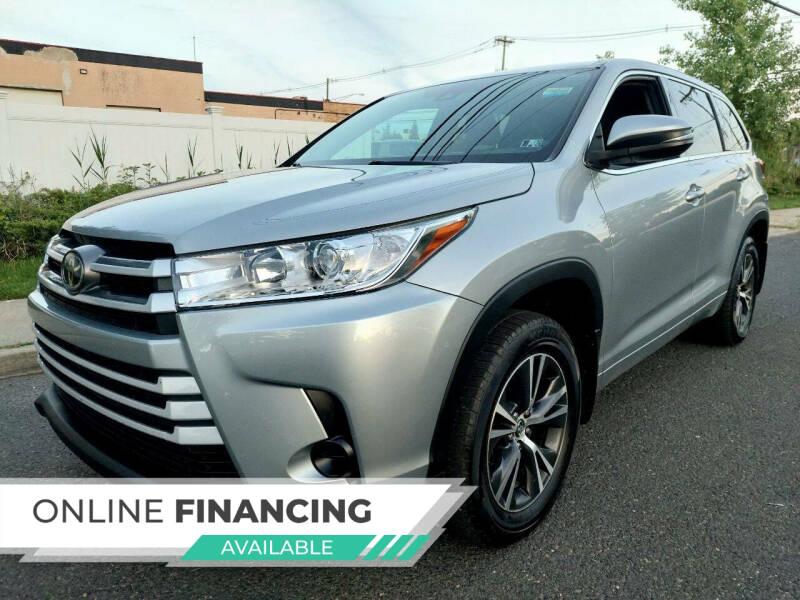 2017 Toyota Highlander LE 4x4 V6's photo